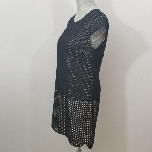 Read description- Crew Triple Eyelet Shift Dress in Black Sz XS - Picture 5 of 8